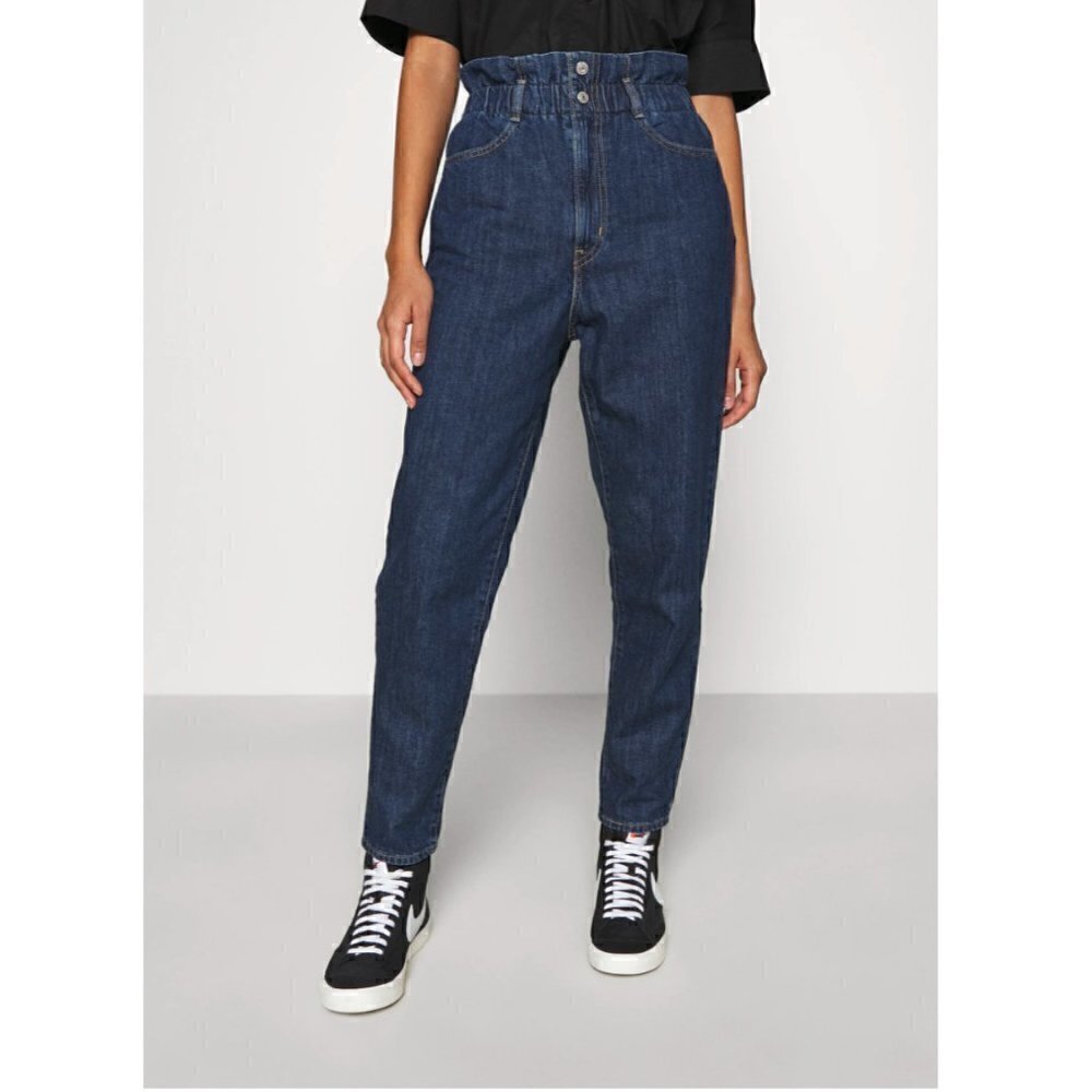 NWT Levis Straight Leg Jeans Size 30 High Rise Paperbag Dark Blue Wash Denim
